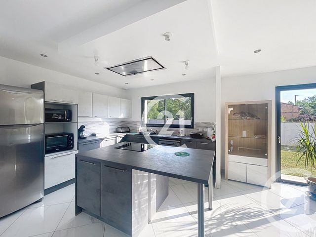 maison à vendre - 5 pièces - 120.0 m2 - ST SULPICE LA POINTE - 81 - MIDI-PYRENEES - Century 21 Les Demeures Du Pastel