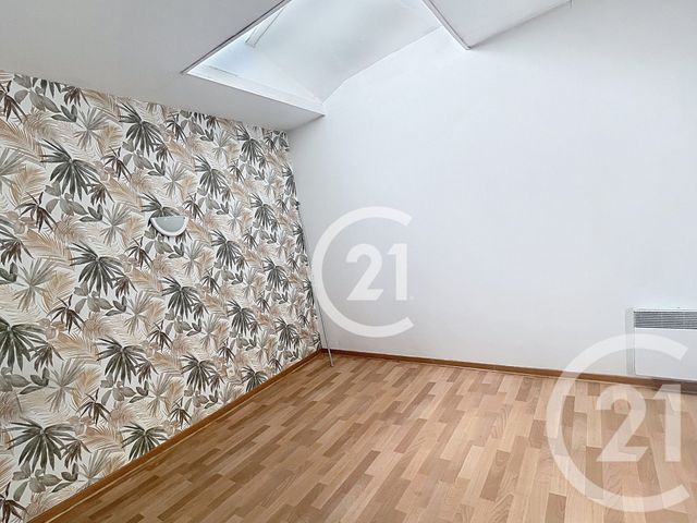 Appartement T2 à louer - 2 pièces - 56.0 m2 - LAVAUR - 81 - MIDI-PYRENEES - Century 21 Les Demeures Du Pastel