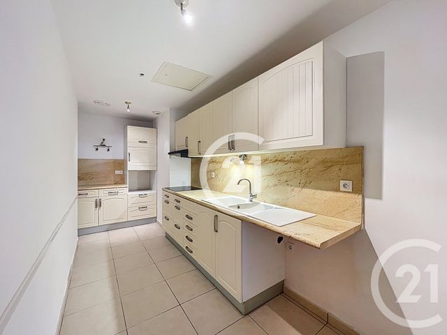 Appartement T3 à louer - 4 pièces - 79.74 m2 - LAVAUR - 81 - MIDI-PYRENEES - Century 21 Les Demeures Du Pastel