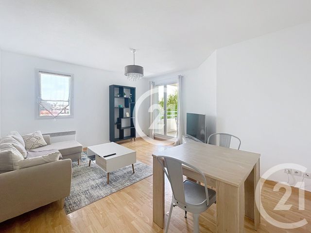 Appartement T3 à louer - 3 pièces - 67.72 m2 - ST SULPICE LA POINTE - 81 - MIDI-PYRENEES - Century 21 Les Demeures Du Pastel