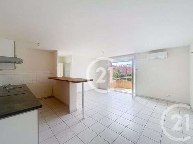 Appartement T2 à louer - 2 pièces - 49.0 m2 - ST SULPICE LA POINTE - 81 - MIDI-PYRENEES - Century 21 Les Demeures Du Pastel