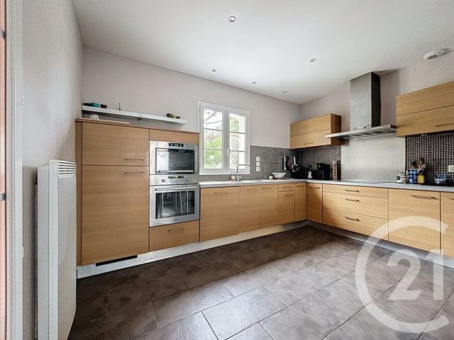 maison à vendre - 7 pièces - 190.0 m2 - AMBRES - 81 - MIDI-PYRENEES - Century 21 Les Demeures Du Pastel