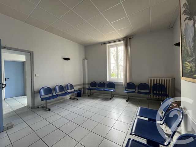 Appartement Local à louer - 4 pièces - 60.5 m2 - LAVAUR - 81 - MIDI-PYRENEES - Century 21 Les Demeures Du Pastel