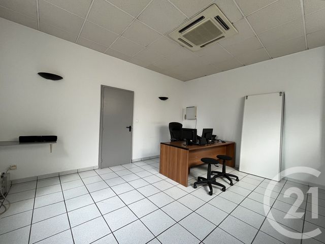 Appartement Local à louer - 4 pièces - 60.5 m2 - LAVAUR - 81 - MIDI-PYRENEES - Century 21 Les Demeures Du Pastel