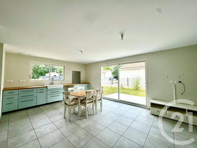 maison à louer - 3 pièces - 72.02 m2 - ST SULPICE LA POINTE - 81 - MIDI-PYRENEES - Century 21 Les Demeures Du Pastel