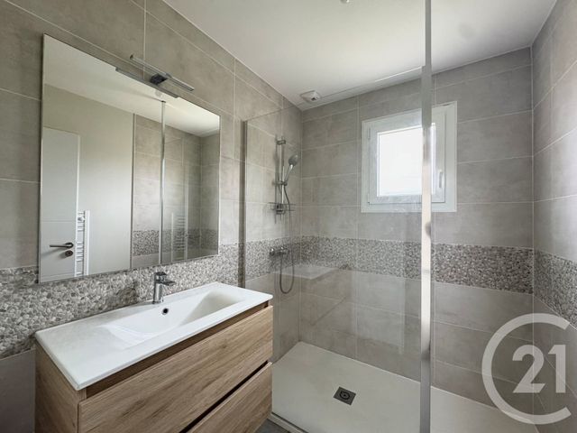 maison à louer - 3 pièces - 72.02 m2 - ST SULPICE LA POINTE - 81 - MIDI-PYRENEES - Century 21 Les Demeures Du Pastel