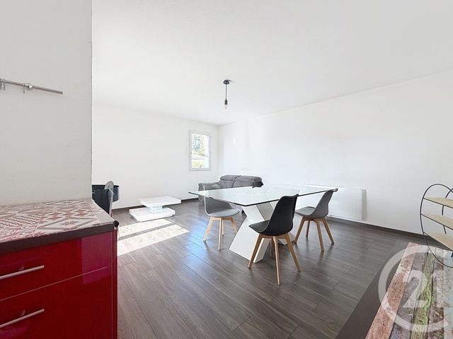 Appartement T2 à vendre - 3 pièces - 49.0 m2 - LAVAUR - 81 - MIDI-PYRENEES - Century 21 Les Demeures Du Pastel